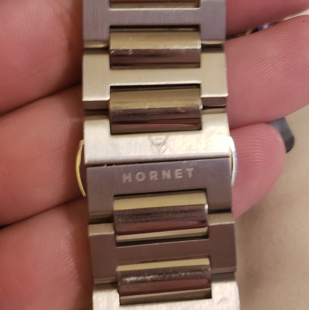 Watch - Picture 2 of 6